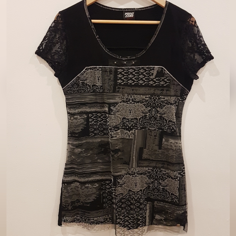 Point Zero Nicole Benisti Graphic Top Suede Lace